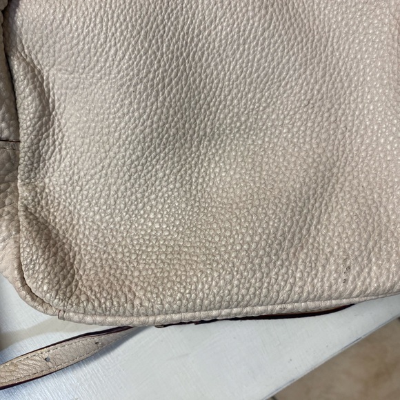 Kate Spade Purse - Picture 6 of 7